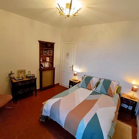La Fontaine Du Mas Bed & Breakfast Thiviers Exterior foto